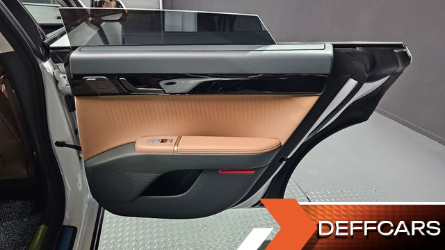 Hyundai GRANDEUR 2,5 Gasoline 2WD Calligraphy купить на сайте DeffCars