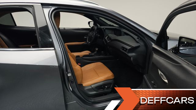 Lexus UX 2.0 2WD купить на сайте DeffCars
