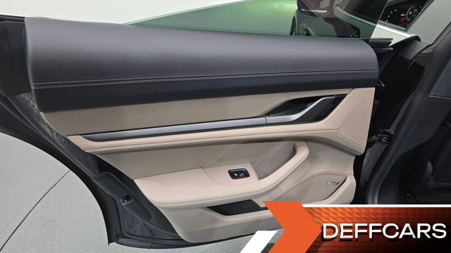 Porsche TAYCAN 4S купить на сайте DeffCars
