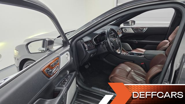 Lincoln CONTINENTAL 3.0 AWD купить на сайте DeffCars