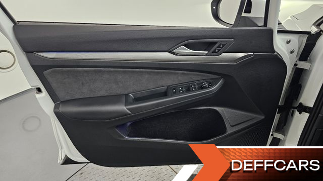Volkswagen GOLF 2.0 TDI Premium купить на сайте DeffCars