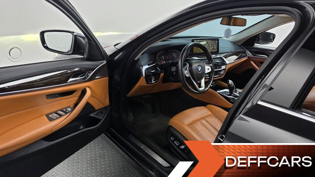 BMW 5-SERIES 520i Luxury купить на сайте DeffCars