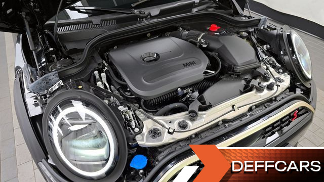 Mini COOPER 5 Door Favoured купить на сайте DeffCars
