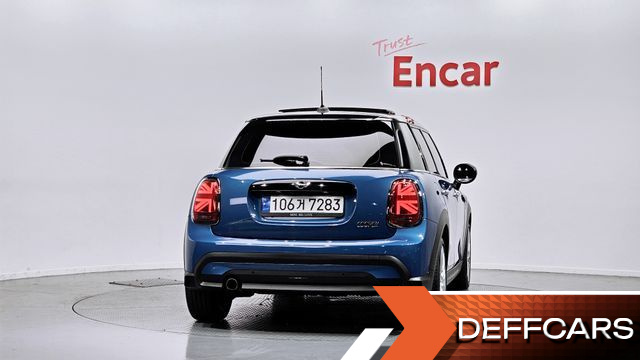 Mini COOPER 5-Door Classic Plus 3rd купить на сайте DeffCars