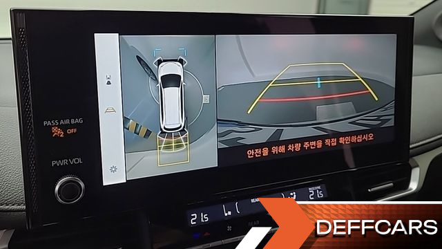 Toyota SIENNA 2.5 Hybrid 2WD купить на сайте DeffCars