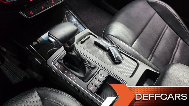 Kia SORENTO Diesel 2.0 4WD Prestige купить на сайте DeffCars