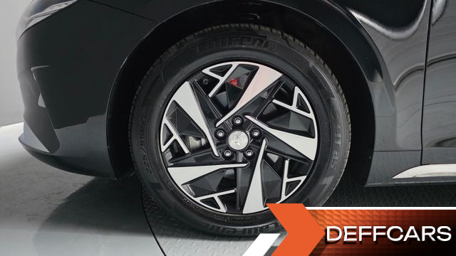 Hyundai GRANDEUR Le Blanc купить на сайте DeffCars