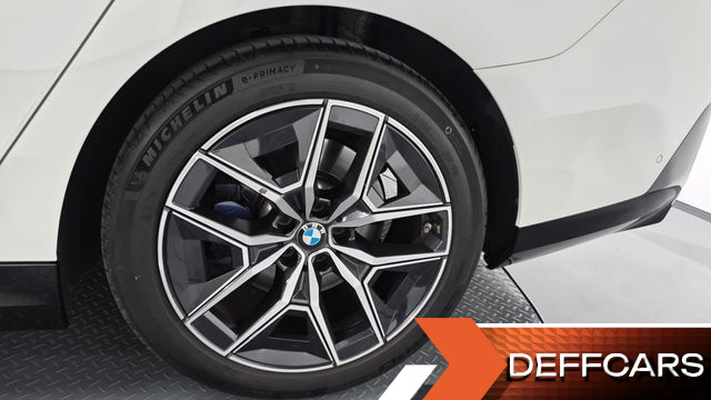 BMW 5-SERIES 520i M Sport купить на сайте DeffCars