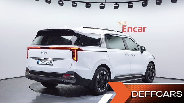 Kia CARNIVAL 9-Seater Noblesse купить на сайте DeffCars