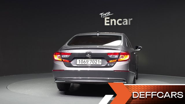 Honda ACCORD 2.0 Hybrid Touring купить на сайте DeffCars