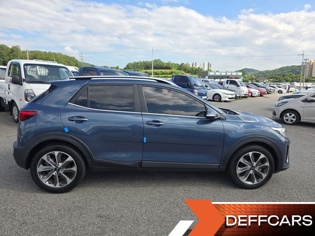 Kia STONIC Diesel 1.6 Prestige купить на сайте DeffCars