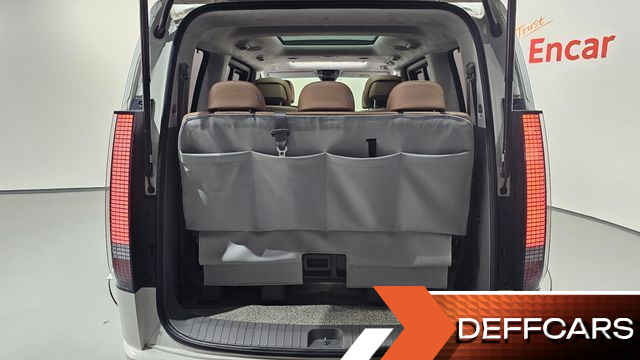 Hyundai STARIA L3.5 Lounge 7-Seater Mobility купить на сайте DeffCars