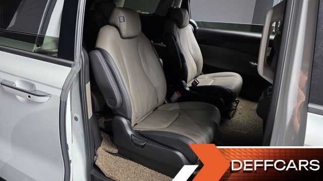 Kia CARNIVAL Gasoline 9-Seater Prestige купить на сайте DeffCars