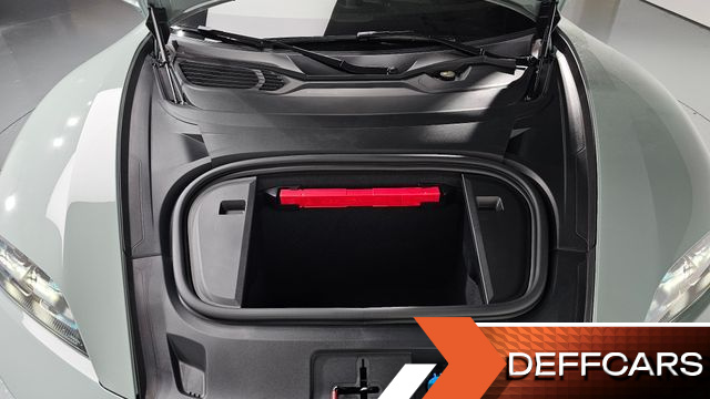 Porsche TAYCAN 4S купить на сайте DeffCars