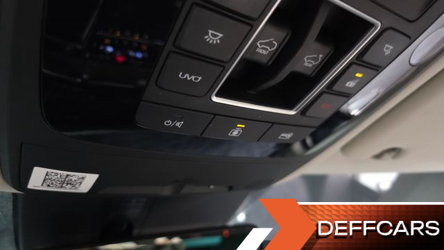 Kia CARNIVAL 9-Seater Noblesse купить на сайте DeffCars