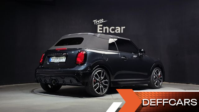 Mini COOPER CONVERTIBLE JCW купить на сайте DeffCars