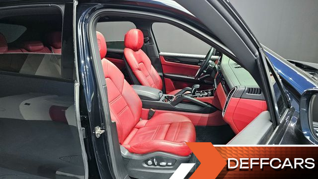 Porsche CAYENNE 3.0 E-Hybrid купить на сайте DeffCars