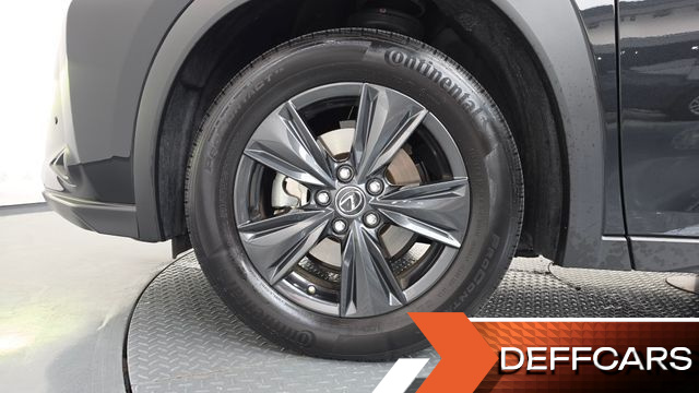 Lexus UX 2.0 2WD купить на сайте DeffCars