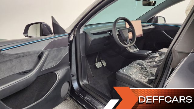 Tesla MODEL Y Long Range AWD купить на сайте DeffCars