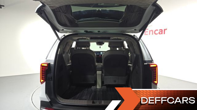 Kia CARNIVAL HEV 4-Seater Hi Limousine Signature купить на сайте DeffCars