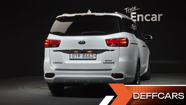 Kia CARNIVAL Gasoline 9-Seater Noblesse Special купить на сайте DeffCars