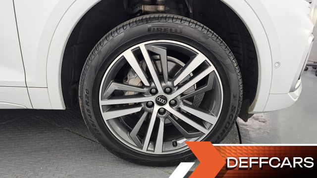 Audi Q5 45 TFSI Quattro Premium купить на сайте DeffCars
