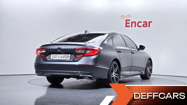 Honda ACCORD 2.0 Hybrid Touring купить на сайте DeffCars
