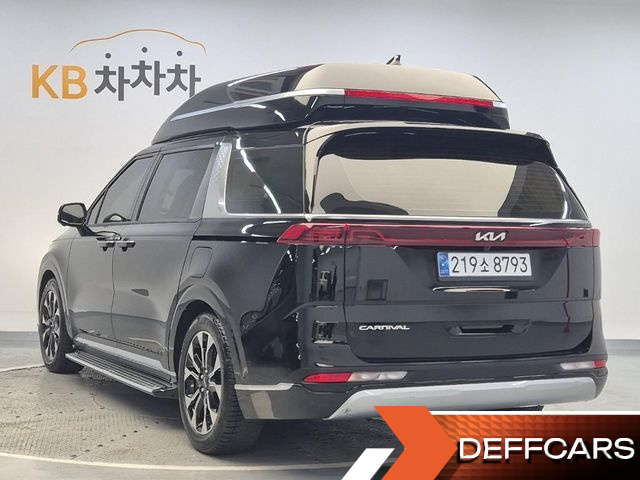 Kia CARNIVAL Gasoline 9-Seater Hi-Limousine Signature купить на сайте DeffCars