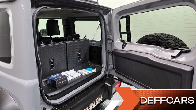 Suzuki JIMNY 1.5 купить на сайте DeffCars