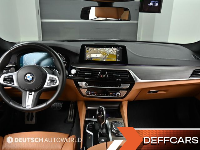 BMW 5-SERIES 530e M Sport купить на сайте DeffCars
