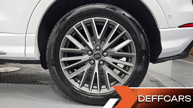Audi Q3 40 TFSI Quattro Premium купить на сайте DeffCars