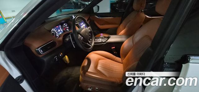 Maserati LEVANTE 2.0 GT AWD купить на сайте DeffCars