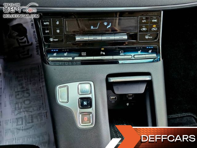 Hyundai GRANDEUR 2.5 Premium Choice купить на сайте DeffCars