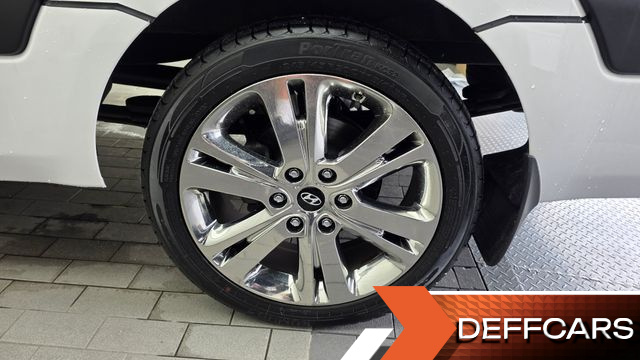 Hyundai SOLATI 15-seater Luxury купить на сайте DeffCars