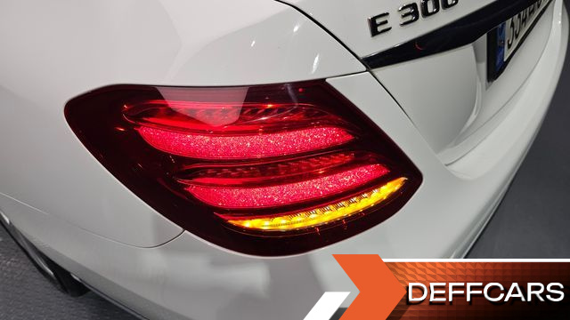Mercedes E-CLASS E300 Exclusive купить на сайте DeffCars