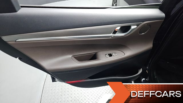 Hyundai GRANDEUR 2.5 Premium Choice купить на сайте DeffCars