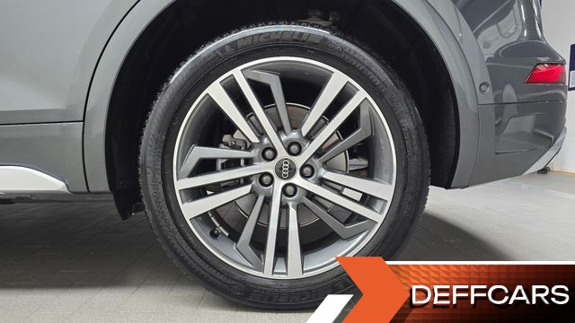 Audi Q5 45 TFSI Quattro Premium купить на сайте DeffCars