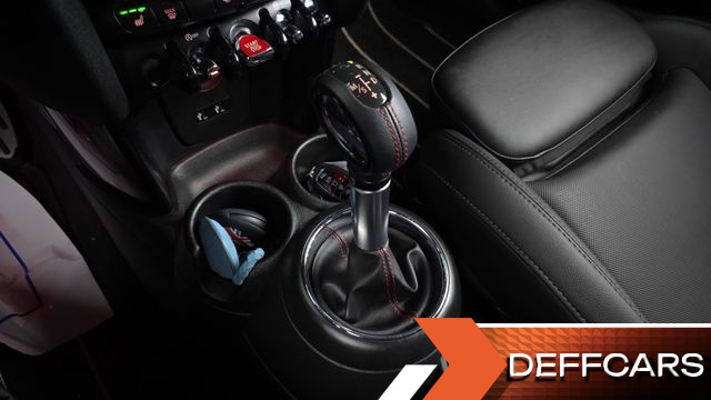 Mini COOPER 5Door Standard 3rd купить на сайте DeffCars