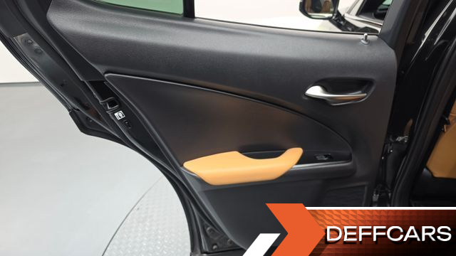 Lexus UX 2.0 2WD купить на сайте DeffCars