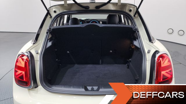 Mini COOPER Classic Plus Launch Pack Third Generation купить на сайте DeffCars
