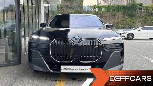BMW I7 M70 xDrive M Performance купить на сайте DeffCars