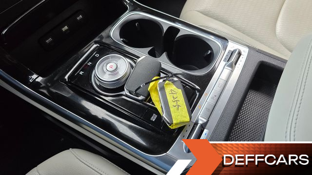 Kia CARNIVAL Gasoline 7-Seater Noblesse купить на сайте DeffCars