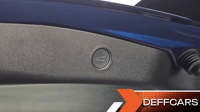 Tesla MODEL 3 Long Range AWD купить на сайте DeffCars