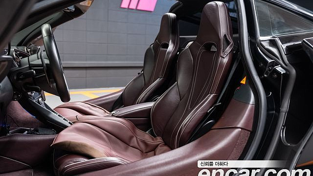 Mclaren 720S 4.0 Coupe купить на сайте DeffCars