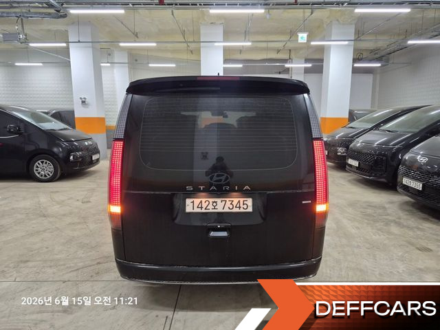 Hyundai STARIA Lounge 9-Seater Prestige купить на сайте DeffCars