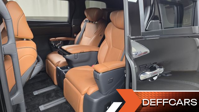 Toyota ALPHARD 2.5 HEV Executive AWD купить на сайте DeffCars