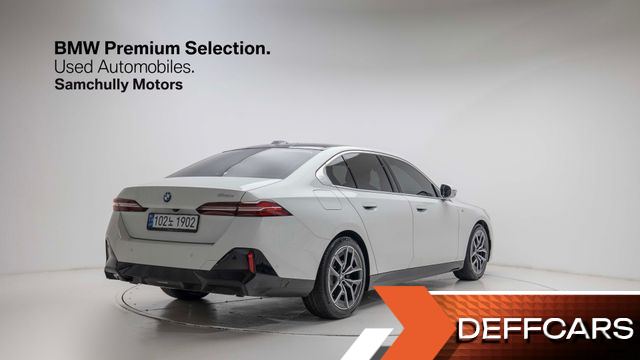 BMW 5-SERIES 520i M Sport купить на сайте DeffCars