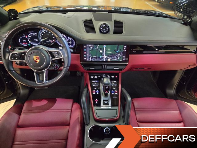 Porsche CAYENNE 3.0 E-Hybrid купить на сайте DeffCars