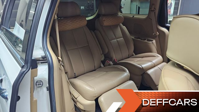 Kia CARNIVAL Gasoline 7-Seater Limousine President купить на сайте DeffCars