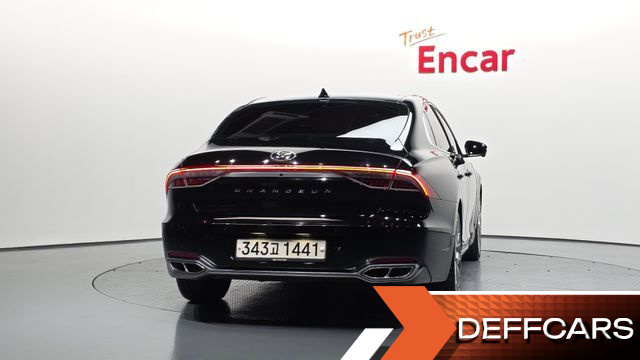 Hyundai GRANDEUR 2.5 Calligraphy купить на сайте DeffCars